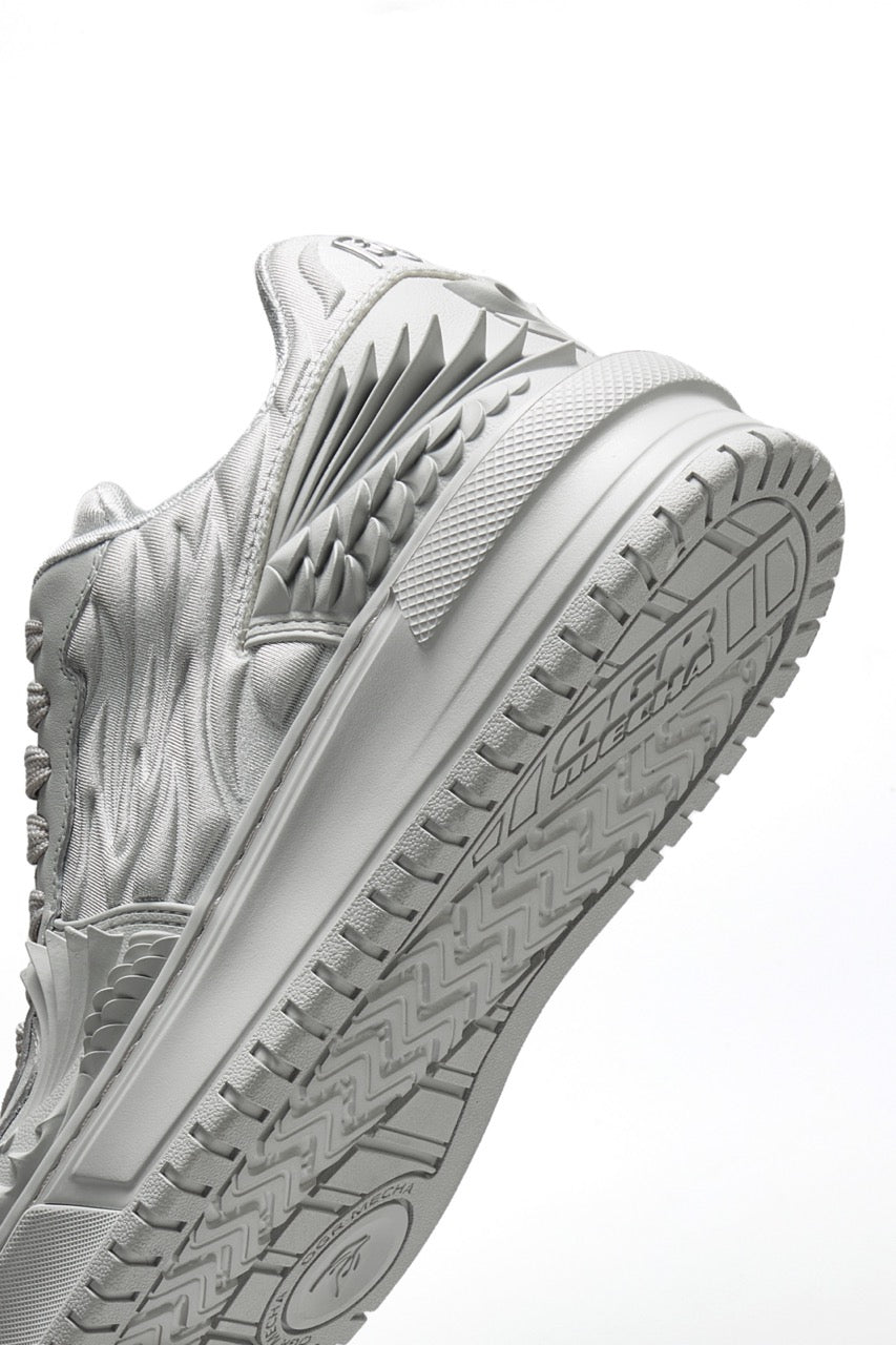 Dragon Stride Grey
