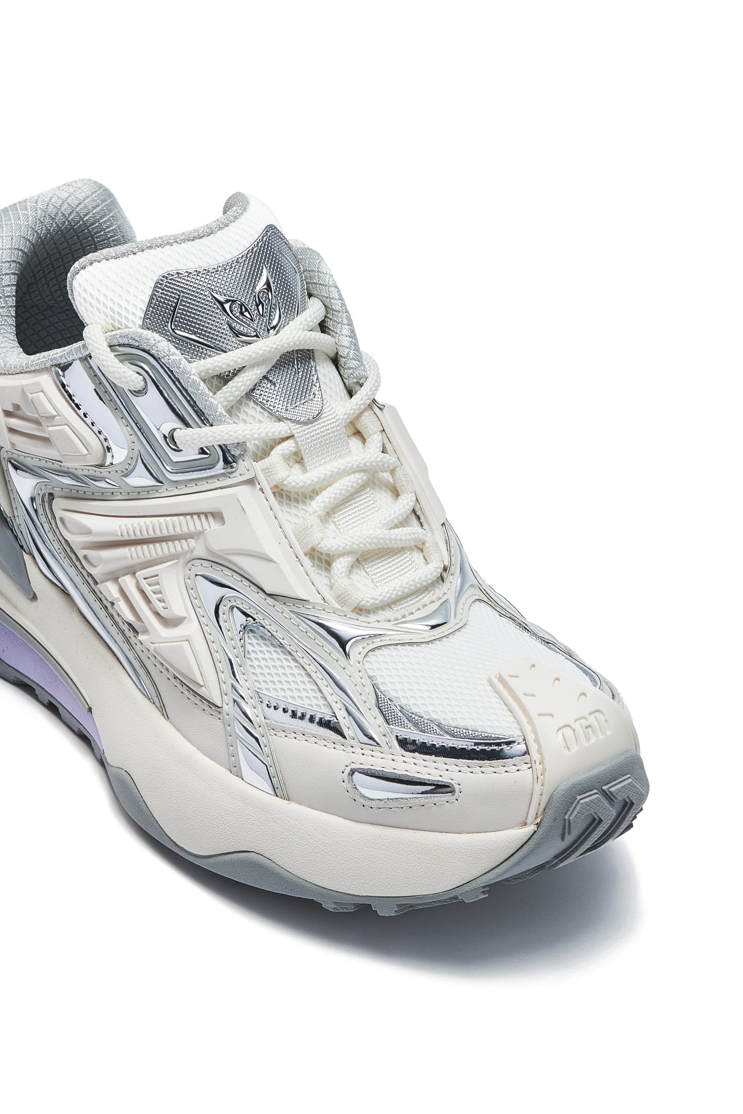 Chameleon White