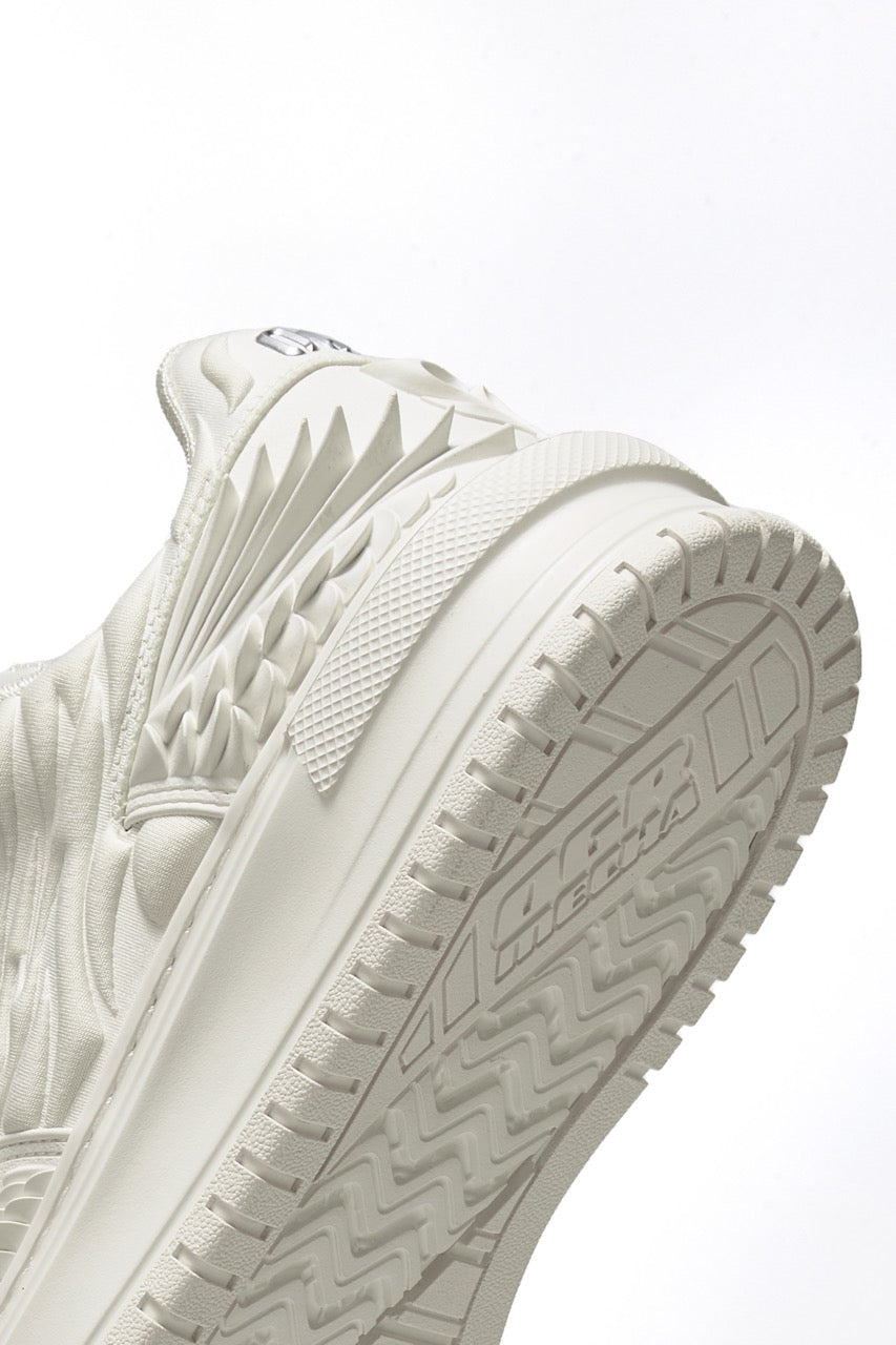 Dragon Stride White
