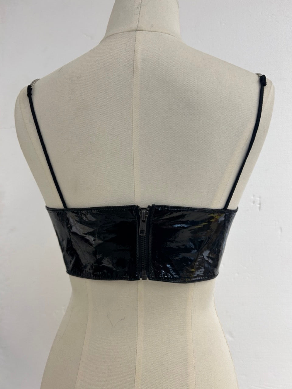 Paint chain vest