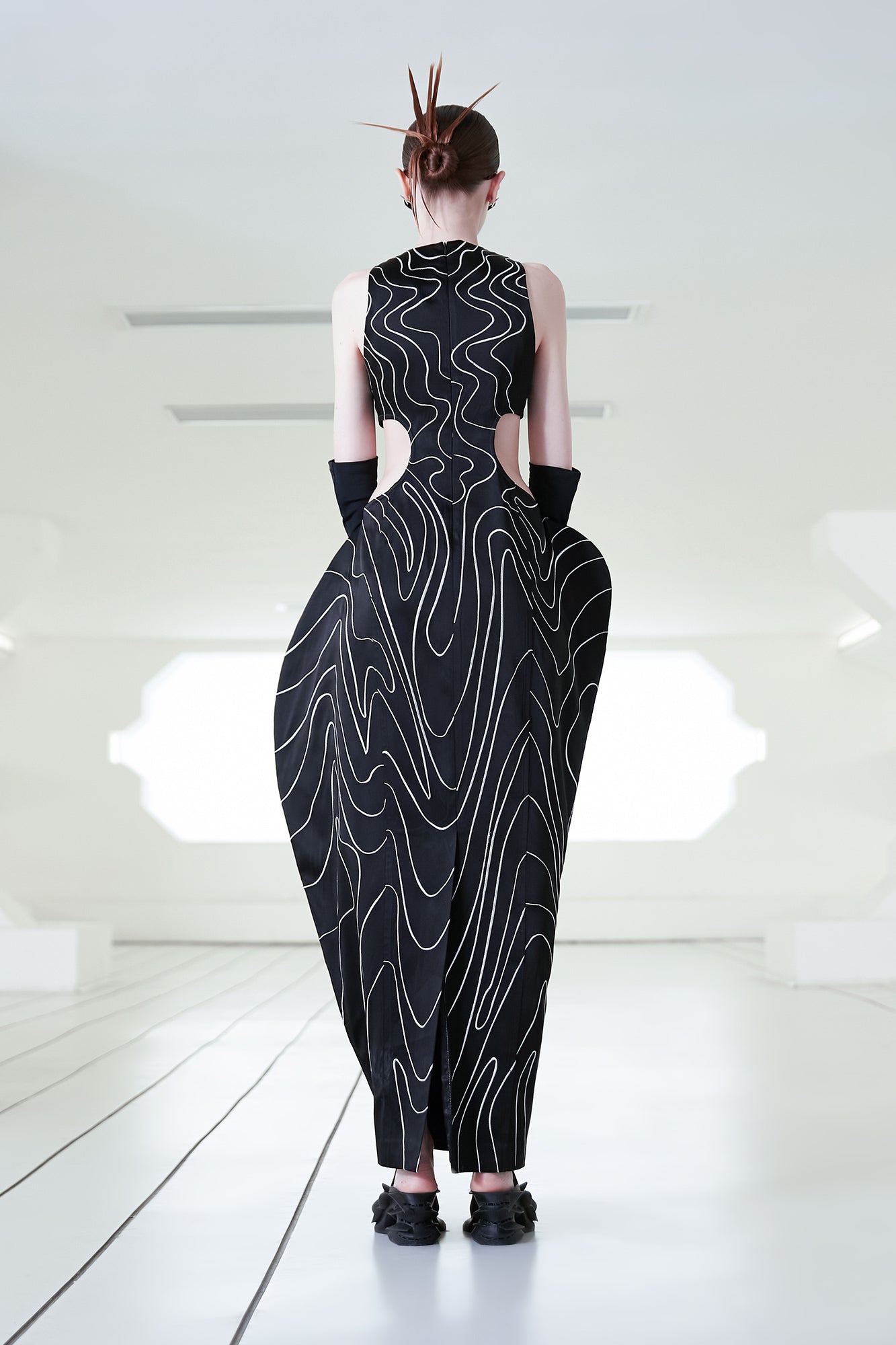 3D wave Embroidered dress